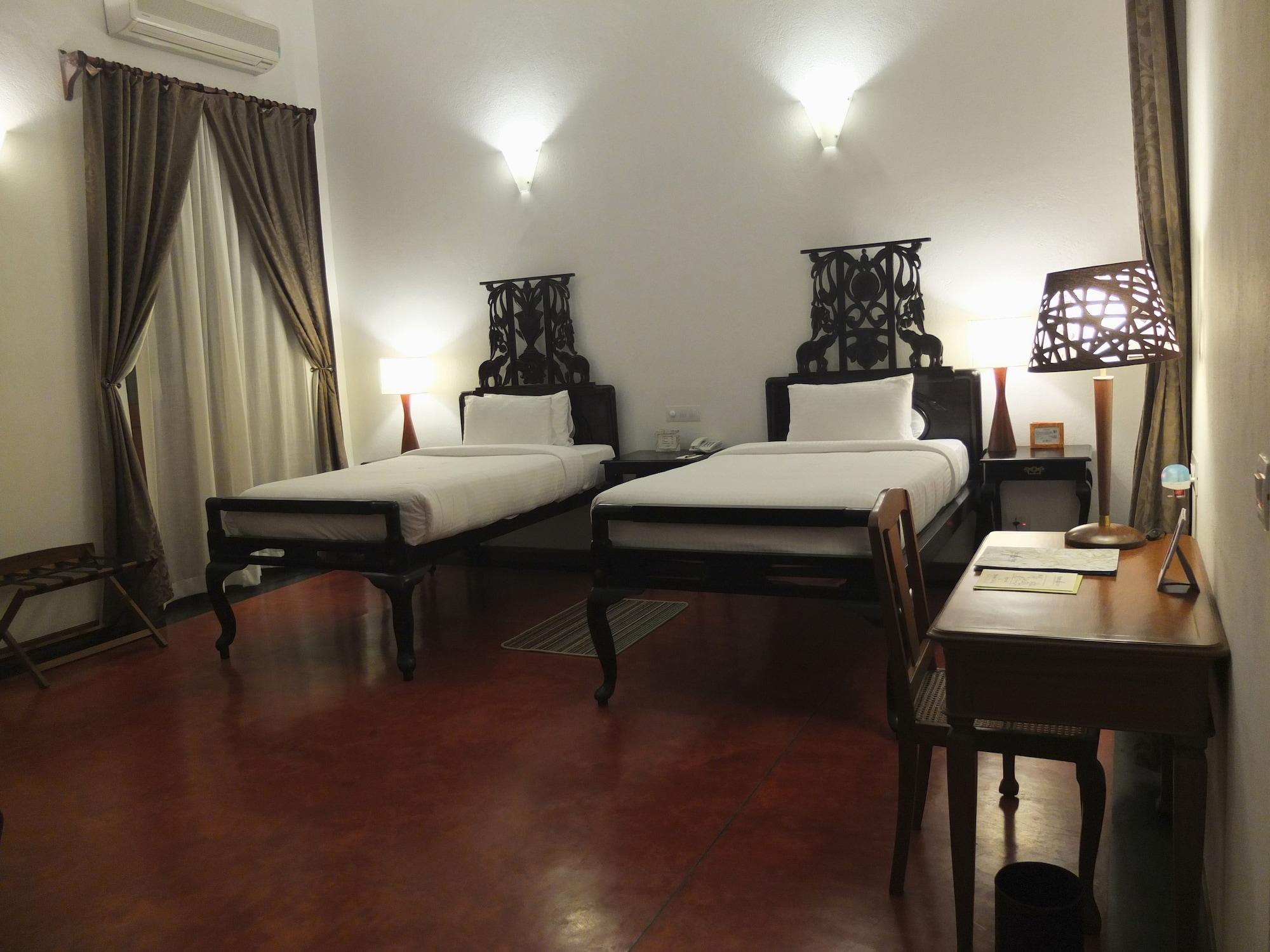 ปาแล เดอ มเห - จีซีเอช เอิร์ธ Hotel ปอนดิเชอรี ภายนอก รูปภาพ
