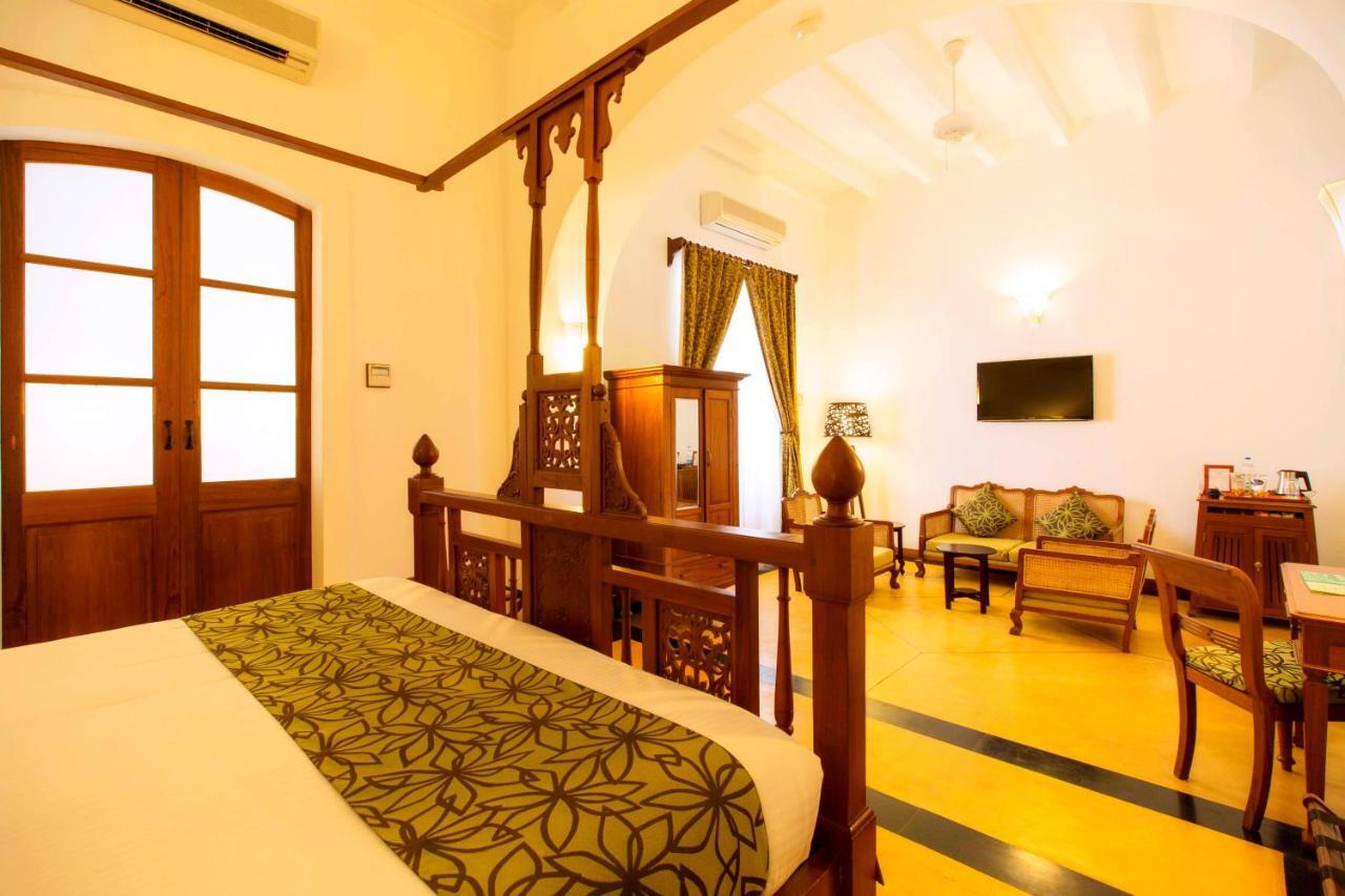 ปาแล เดอ มเห - จีซีเอช เอิร์ธ Hotel ปอนดิเชอรี ภายนอก รูปภาพ